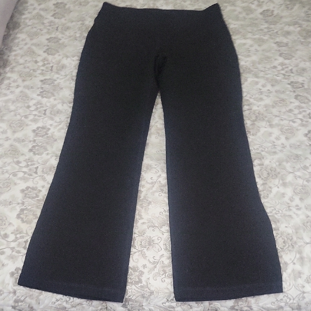 Athletic Works Women's Black Flare Pants